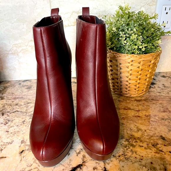 Charles & Keith High Heel Boots - Picture 2 of 6